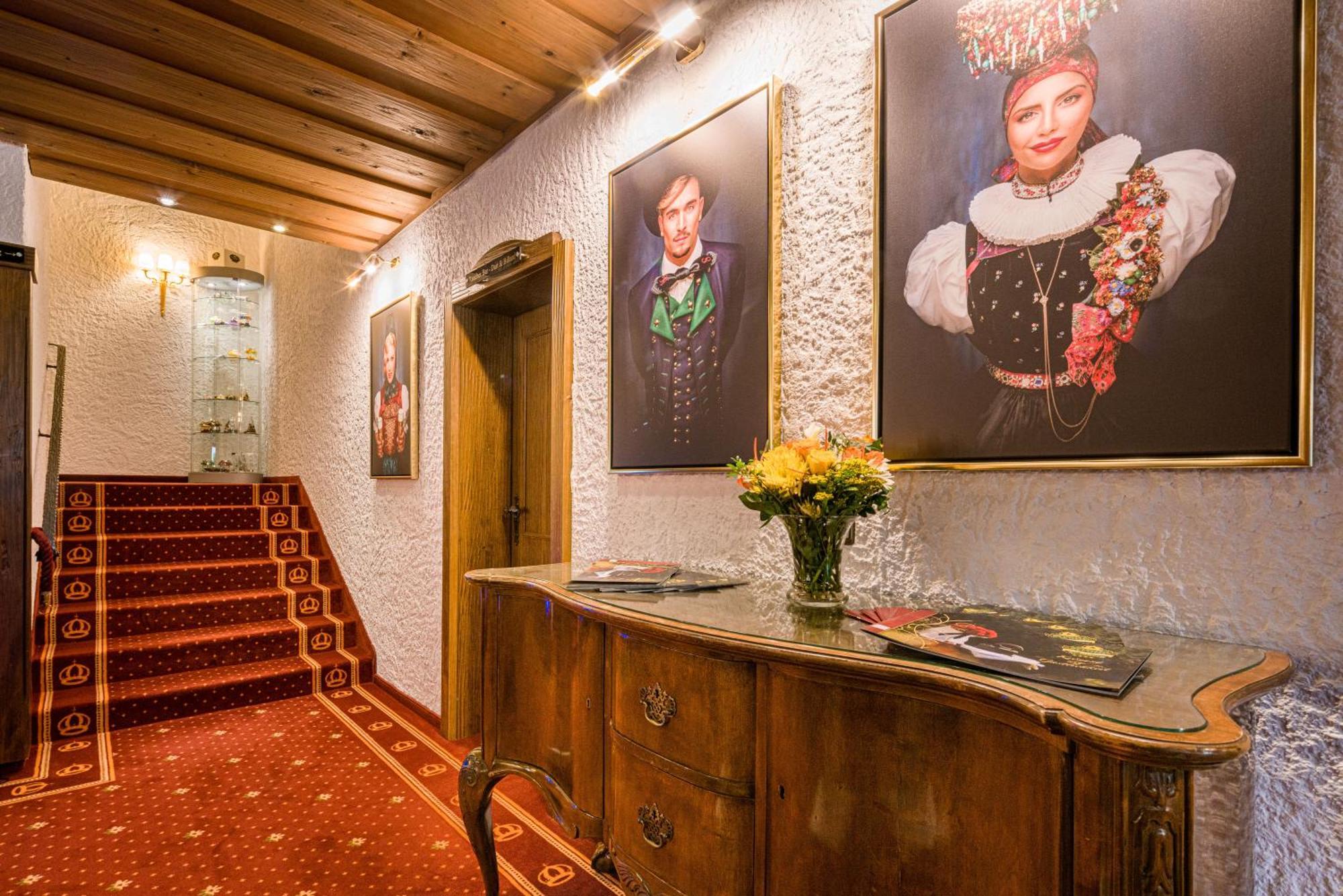 Hotel Krone Igelsberg フロイデンシュタット エクステリア 写真