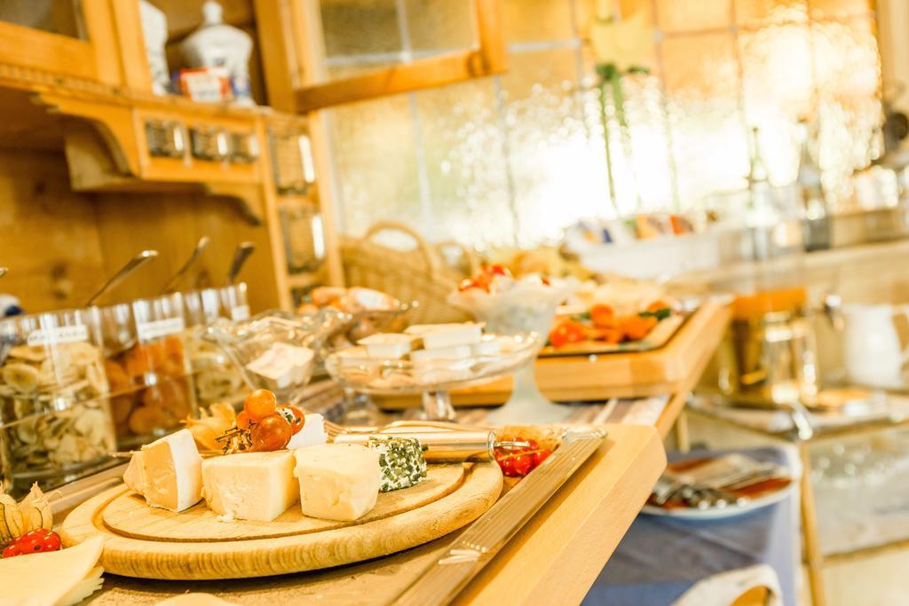 Hotel Krone Igelsberg フロイデンシュタット エクステリア 写真