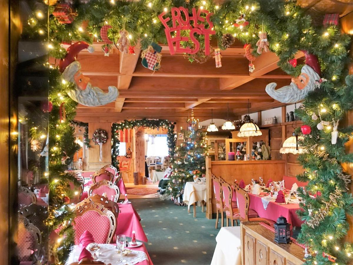 Hotel Krone Igelsberg フロイデンシュタット エクステリア 写真